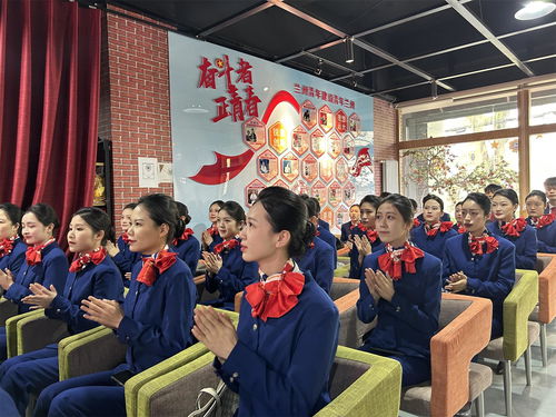 蘭州成立首支禮儀志愿服務(wù)隊(duì)，攝影攝像服務(wù)點(diǎn)亮城市文明之光