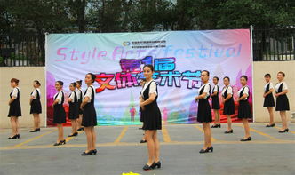 友好時(shí)尚購物中心錢塘江路店成功舉辦“家人式”服務(wù)禮儀風(fēng)采大賽